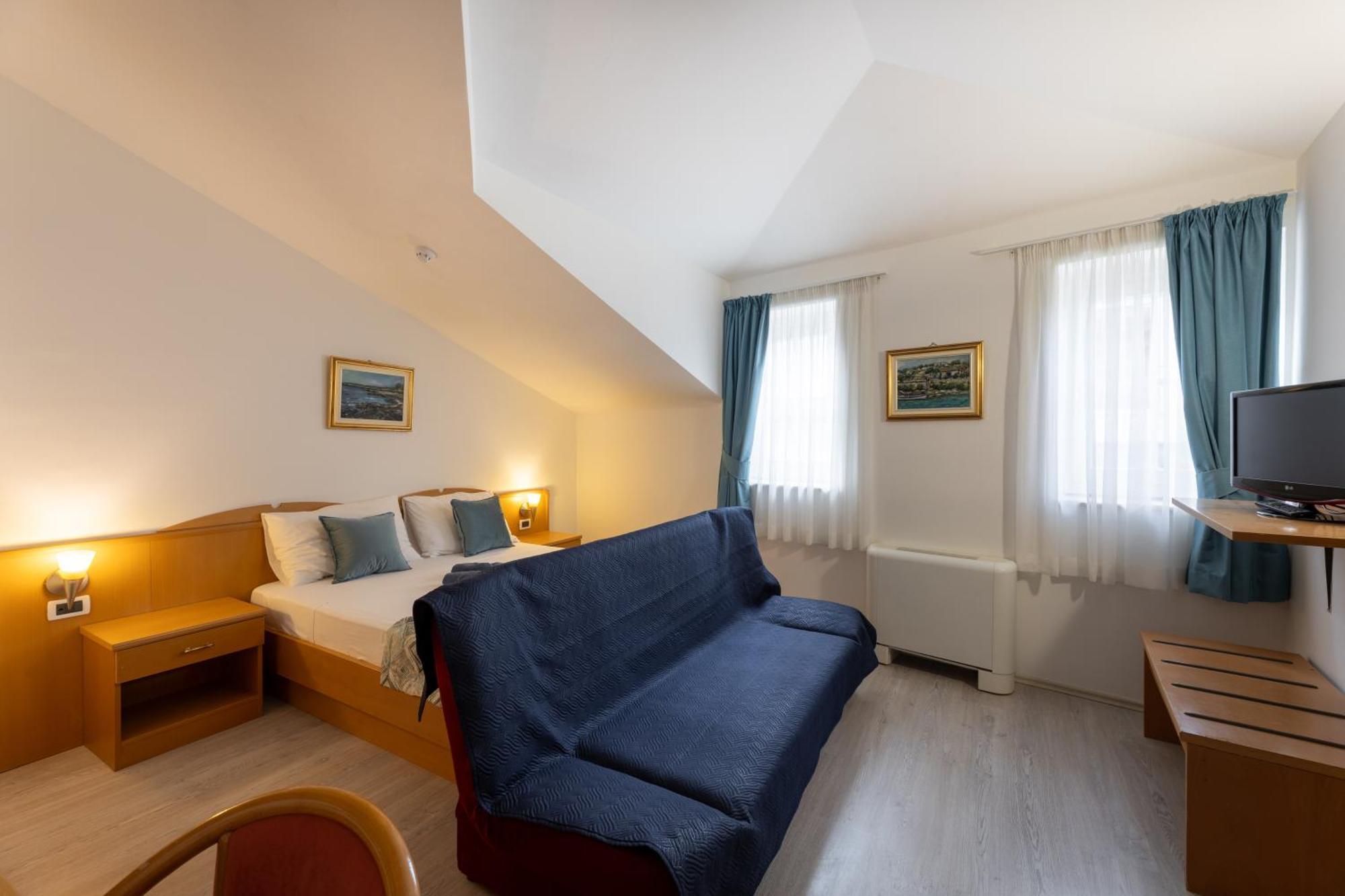 Villa Fontana โตรกีร์ ภายนอก รูปภาพ