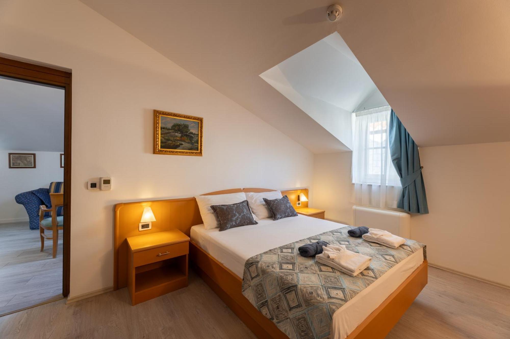 Villa Fontana โตรกีร์ ภายนอก รูปภาพ